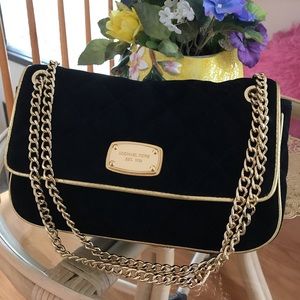 Michael Kors Jet Set Chain Small Flap Bag